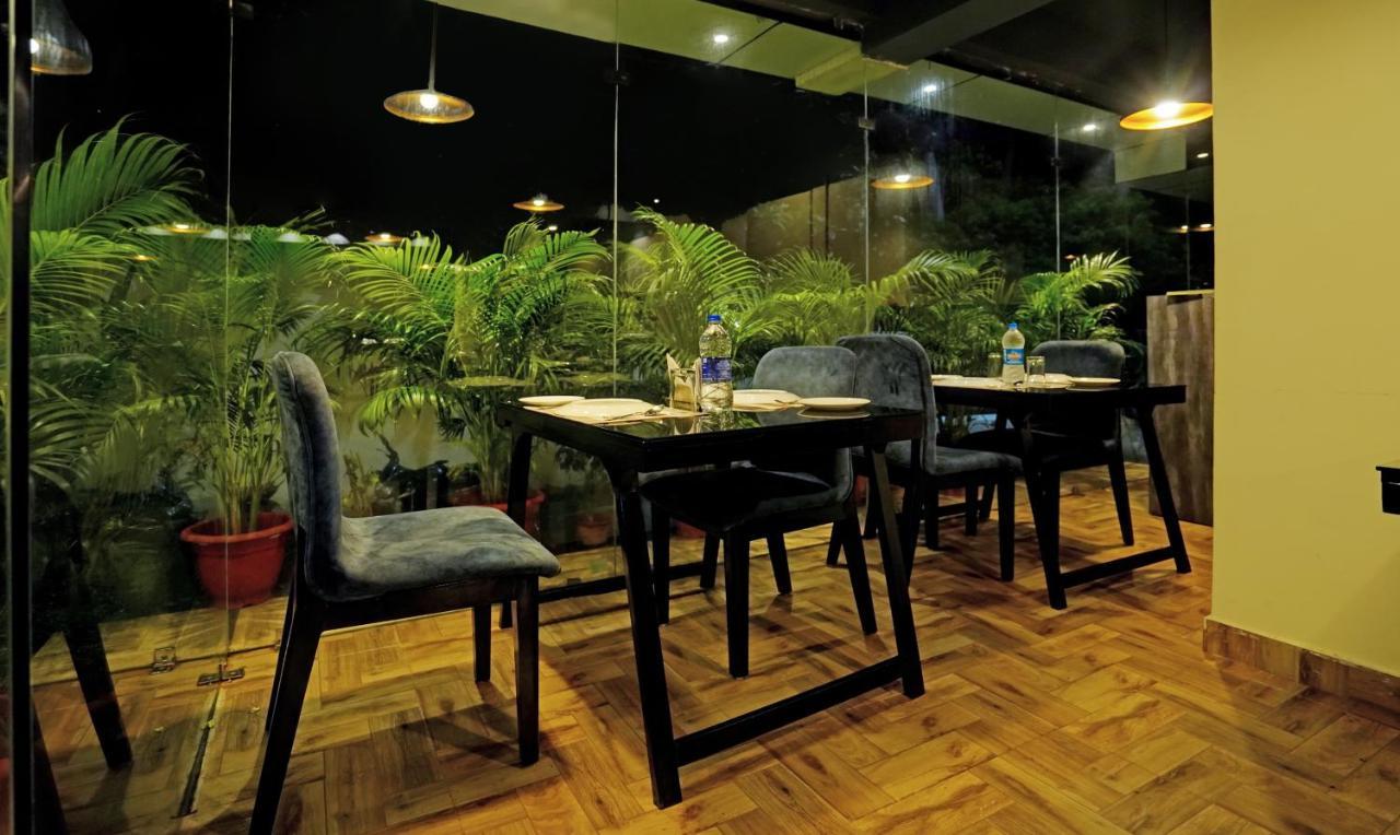 Treebo Trend Hotel Golden Nest Bhubaneswar Buitenkant foto