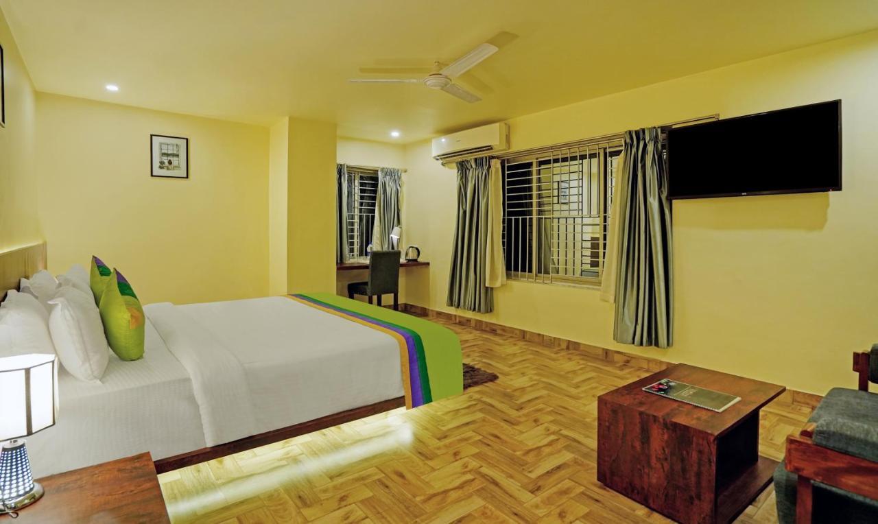 Treebo Trend Hotel Golden Nest Bhubaneswar Buitenkant foto
