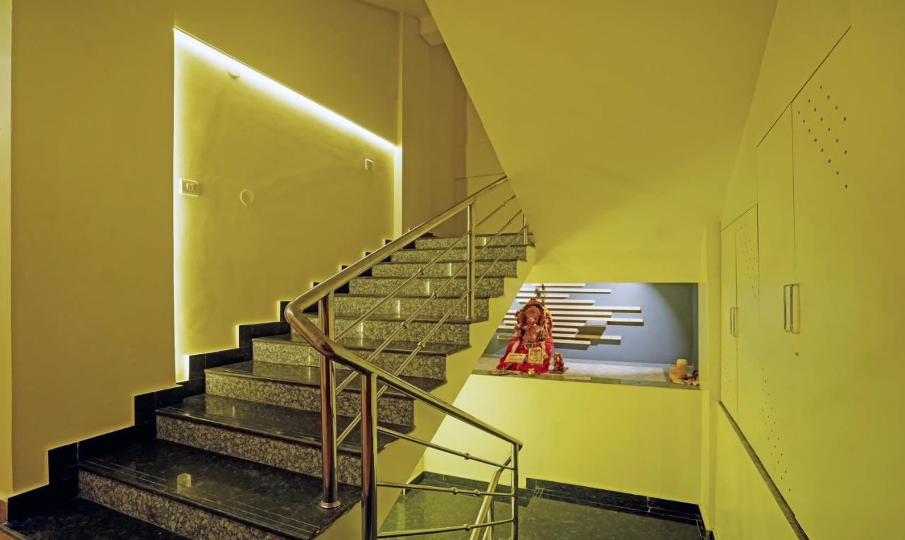 Treebo Trend Hotel Golden Nest Bhubaneswar Buitenkant foto