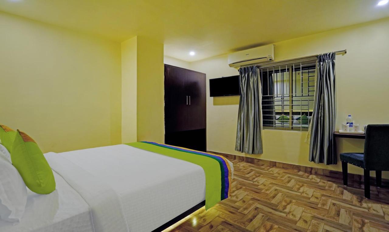 Treebo Trend Hotel Golden Nest Bhubaneswar Buitenkant foto