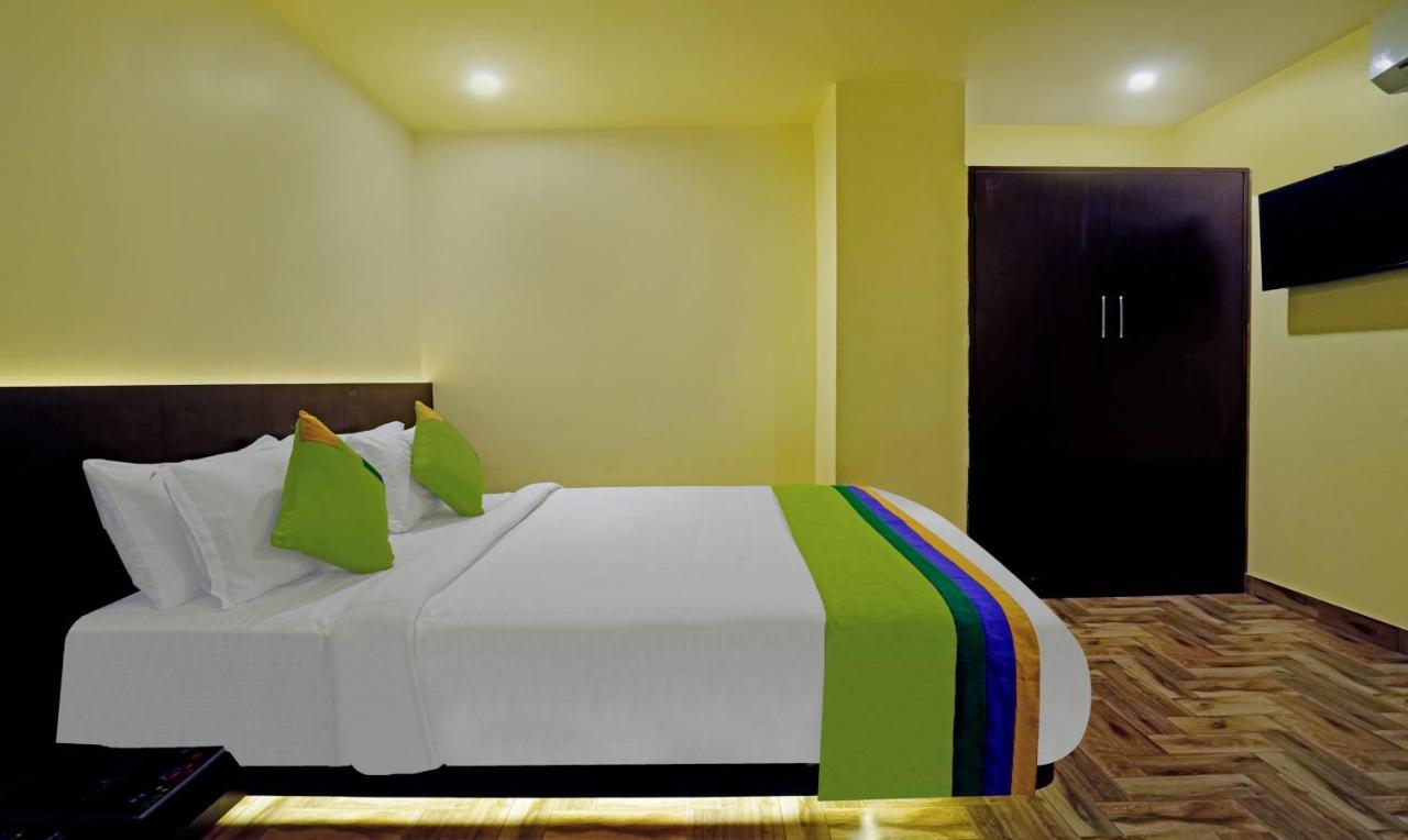 Treebo Trend Hotel Golden Nest Bhubaneswar Buitenkant foto