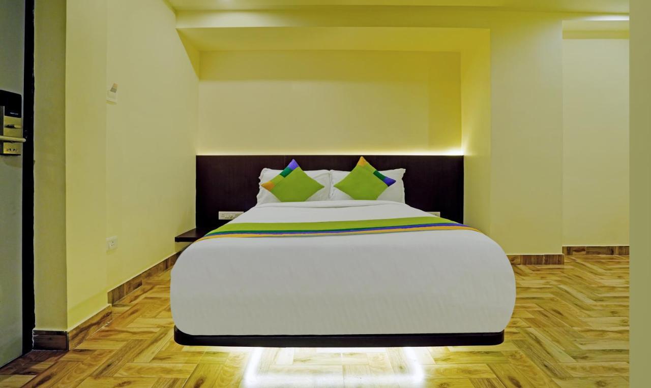 Treebo Trend Hotel Golden Nest Bhubaneswar Buitenkant foto