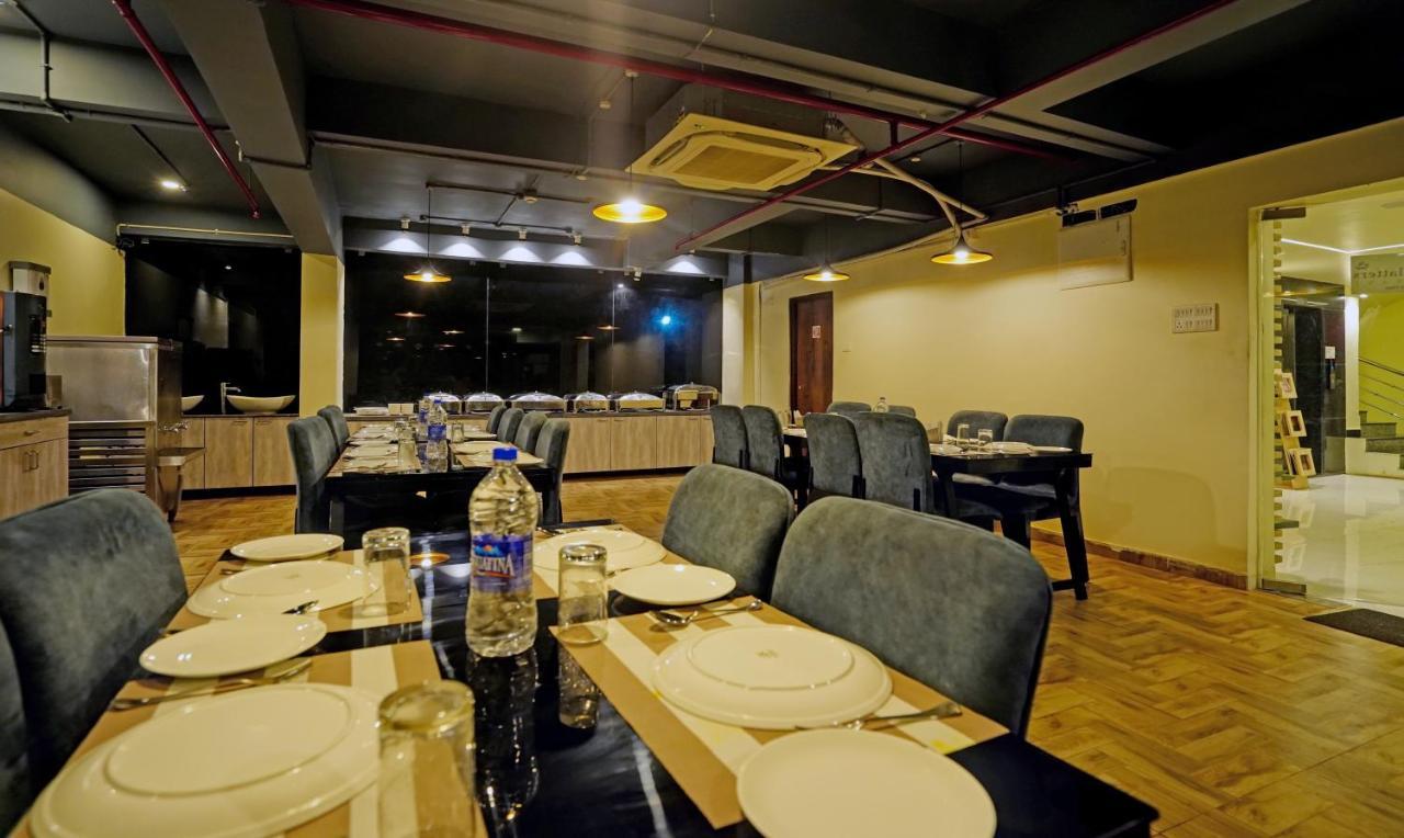 Treebo Trend Hotel Golden Nest Bhubaneswar Buitenkant foto